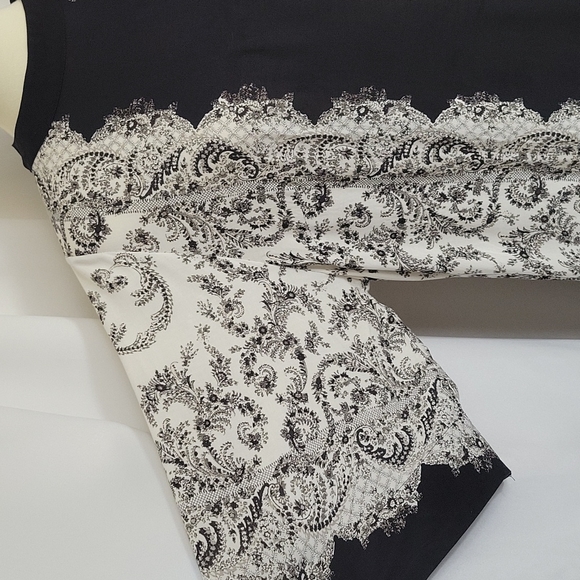 Black and White Paisley Print Shift Dress - Picture 2 of 12